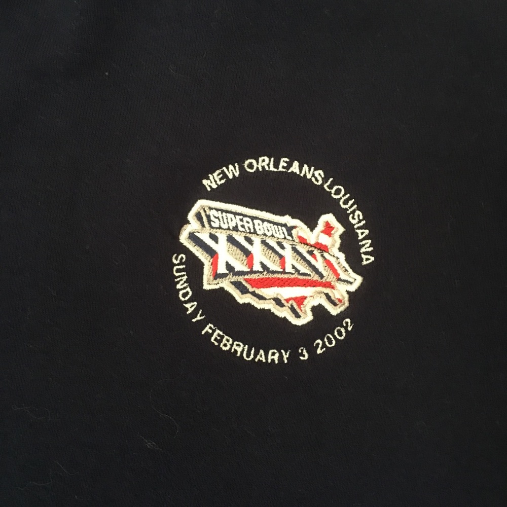 2002 SUPERBOWL XXXVI SWEATSHIRT NWT